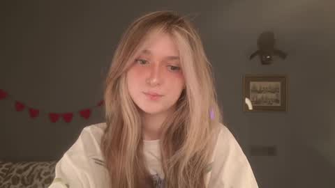 Bella online show from April 3, 5:38 am