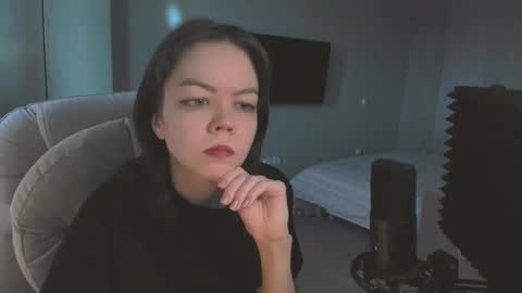 quietluxury online show from March 12, 12:52 pm