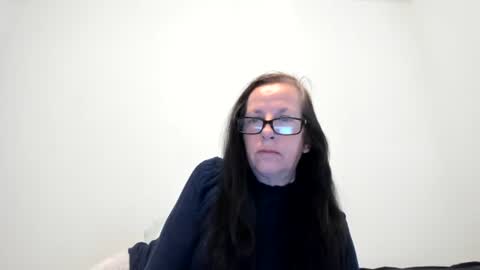 Ravishing Peach Goddess online show from March 26, 12:29 pm