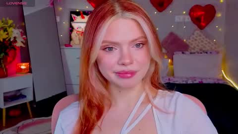 red__candy online show from February 17, 3:33 pm