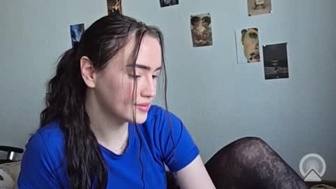 redginbluebersky online show from March 23, 9:48 am