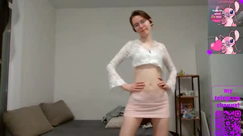 Claire online show from March 29, 5:34 pm