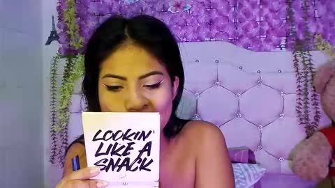 rey26_mila_ online show from April 1, 10:49 am