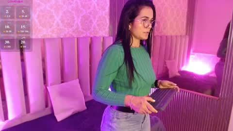 ROSALIN online show from April 9, 3:09 am