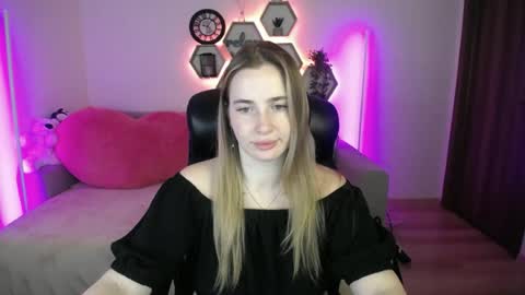 Sabrina Violet online show from July 25, 8:21 am