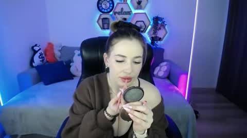 Sabrina Violet online show from March 28, 9:20 am