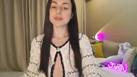 Sara online show from April 21, 3:19 pm