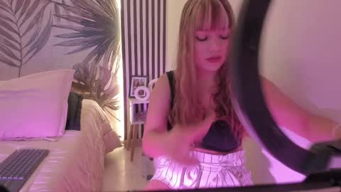 Samaantha  online show from April 10, 11:27 am