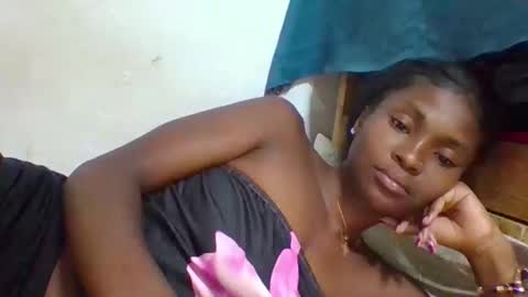 sandricaaa online show from February 6, 8:50 am