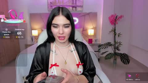 saracruz online show from April 17, 2:57 am