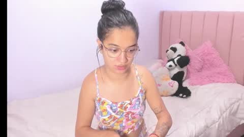 Sarah online show from October 24, 7:43 pm