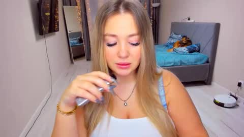 Sarah online show from January 7, 1:25 pm