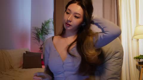 Shara online show from April 12, 2:58 am