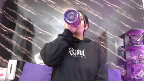 Sara online show from April 9, 5:43 am