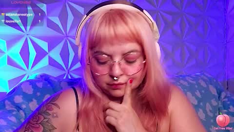 Gina George online show from March 25, 1:22 am