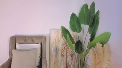 scarlet__15 online show from April 7, 1:35 pm