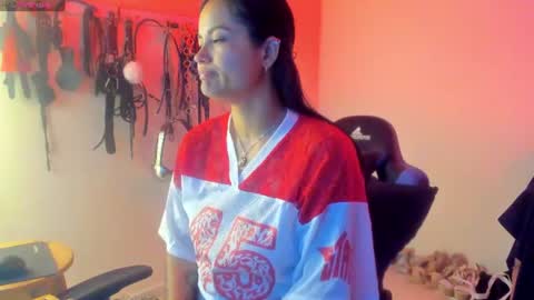 scarlet taylor kennedy online show from July 17, 10:24 pm