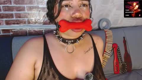 Scarlet online show from March 7, 10:17 pm