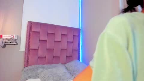 scarlet_vixen_ online show from March 16, 12:31 pm