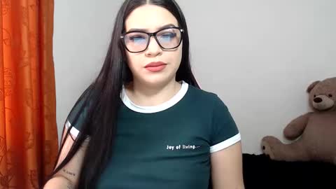 Scarlet online show from March 12, 7:05 pm