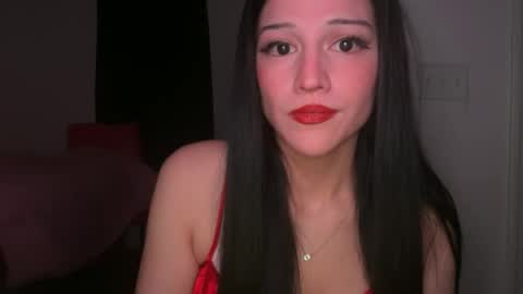 scarlet skyee online show from June 26, 2:24 am