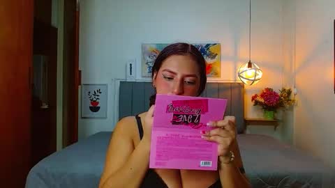 scarlett_lucia online show from February 24, 8:40 pm