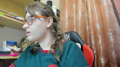 seductive_she_wolf online show from April 13, 6:41 pm