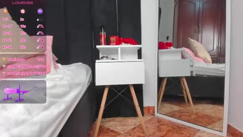  Selena  online show from April 22, 2:52 am