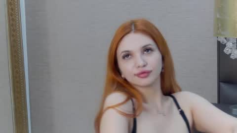 SelenaHanson online show from July 9, 4:20 pm