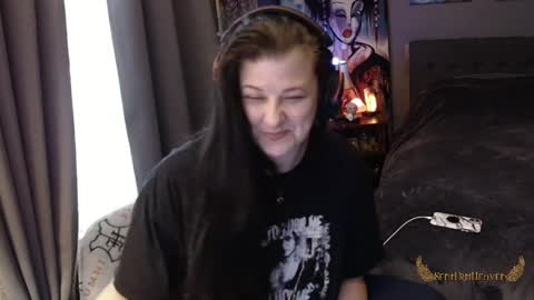 Tara online show from April 9, 1:05 pm