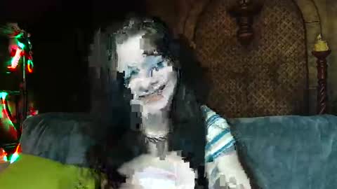 Seraphin Munster online show from March 18, 6:02 pm