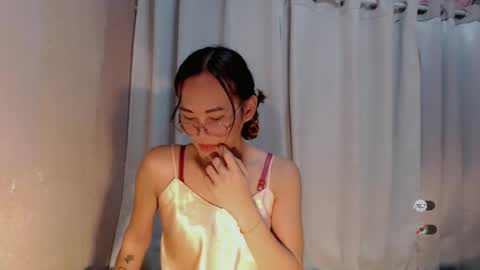 CALL ME DEVORAH online show from July 30, 5:14 pm