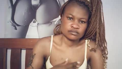 queenivy online show from February 7, 7:18 pm