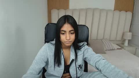 shanelle online show from March 21, 6:07 am