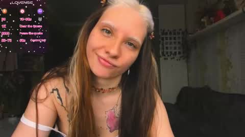 Shaylee online show from March 13, 7:09 am