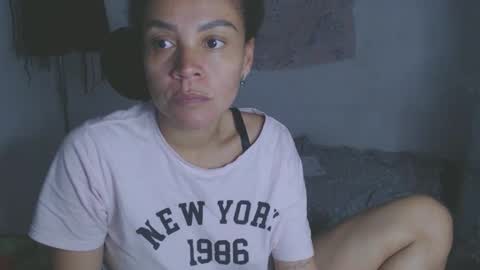 Shayna online show from April 18, 2:47 am