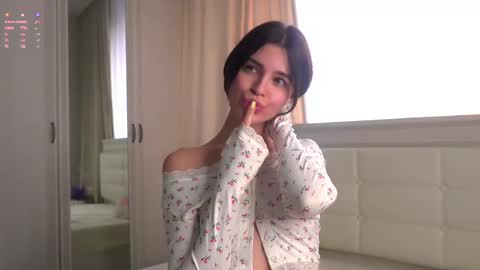 Alex online show from April 5, 1:15 am