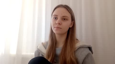 Lisa online show from February 26, 7:40 am