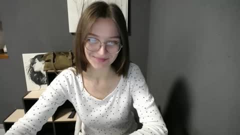 Jesica online show from April 8, 6:48 am