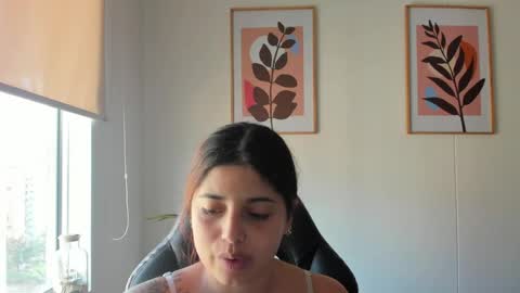 shylittlebunny online show from April 8, 8:11 pm