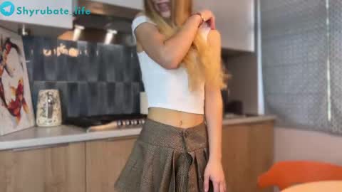 Aurora online show from April 26, 6:11 am