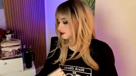 Sienna Desieree online show from March 23, 5:19 pm