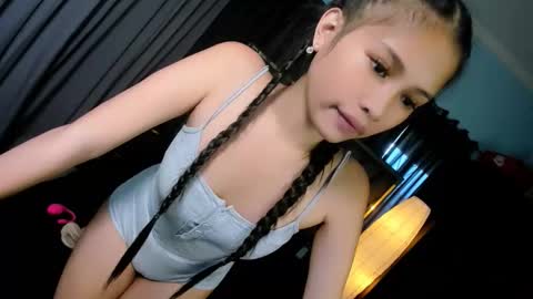 Belle online show from March 25, 5:54 am