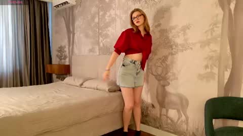lErok online show from August 3, 12:00 pm