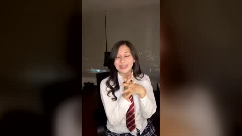 snowykatt2 online show from August 3, 2:37 am