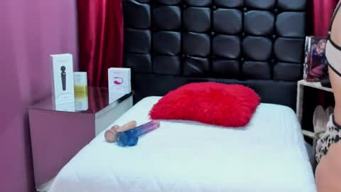 Miss Sofi online show from March 10, 11:03 am