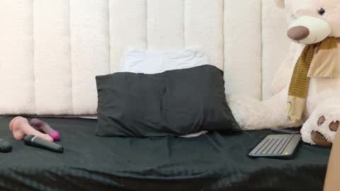 sonnysaenz online show from October 10, 11:53 pm