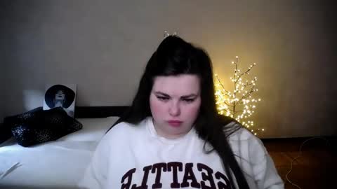 sophia__olsen online show from April 3, 6:00 am