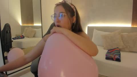 S O P H I A online show from February 26, 7:35 pm