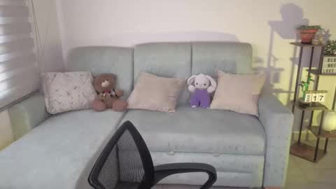 Sophie  online show from March 17, 2:54 pm